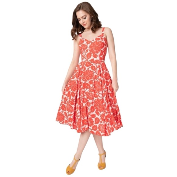 Bernie Dexter Dresses & Skirts - Vera Dress in Dahlia Rosas
